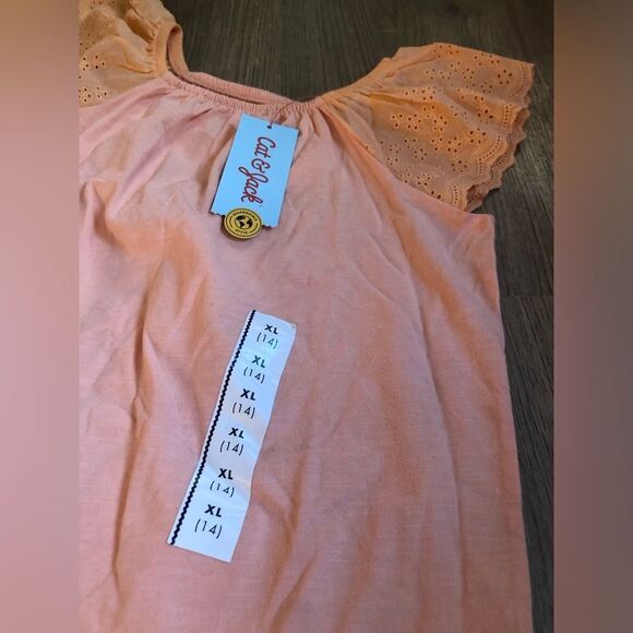 📳 Cat & Jack | NEW Peach Coloured Top - Picture 2 of 2